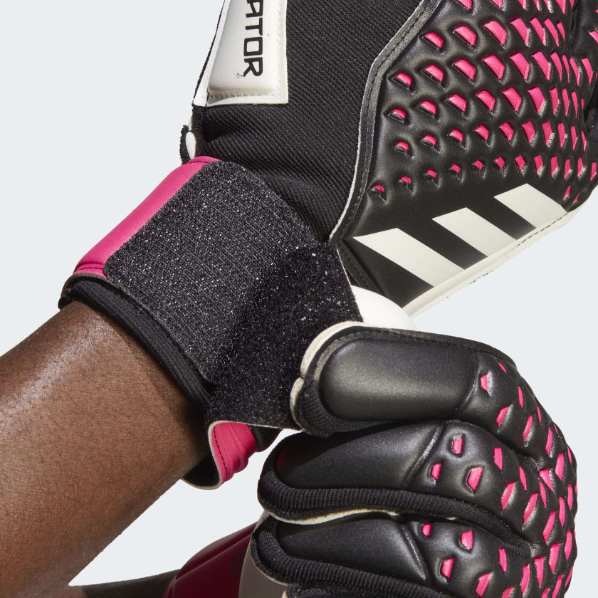 Adidas Predator Match Goalkeeper Glove - Image 3