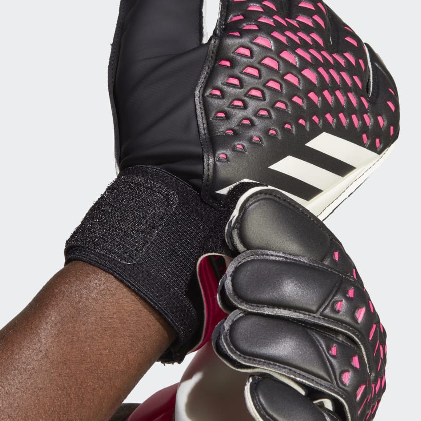 Adidas Predator Training Goalkeeper Glove - Image 3