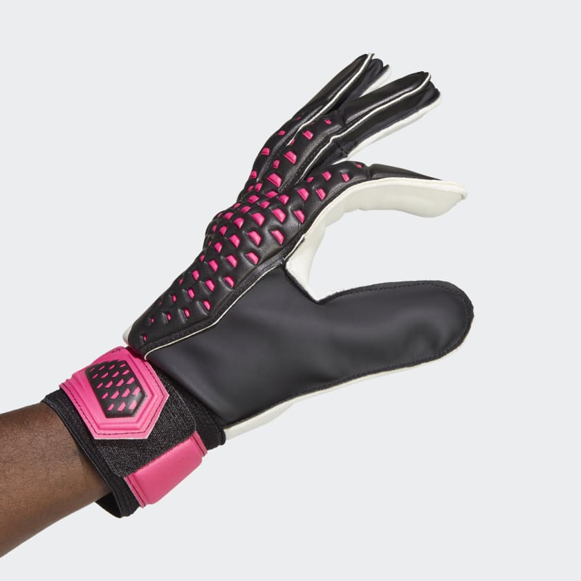 Adidas Predator Training Goalkeeper Glove - Image 4