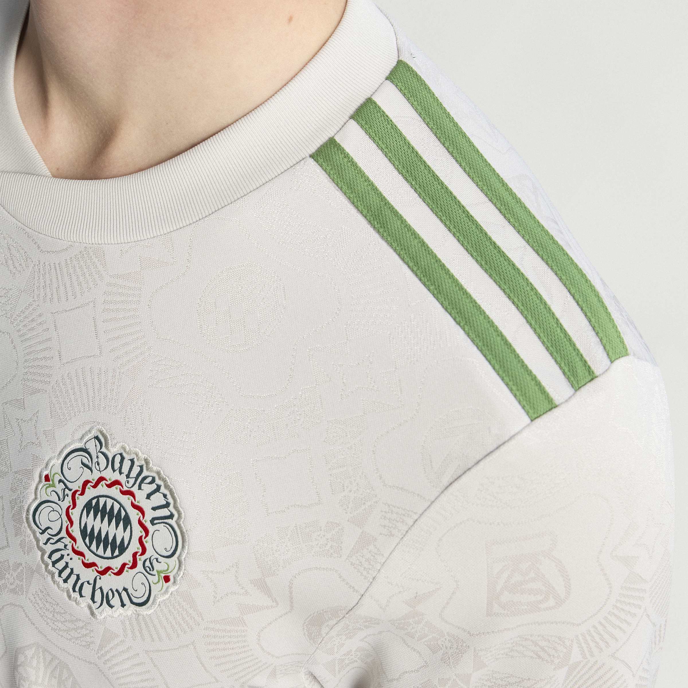 Adidas FC Bayern Munich 2025/26 Octoberfest Jersey - Image 5