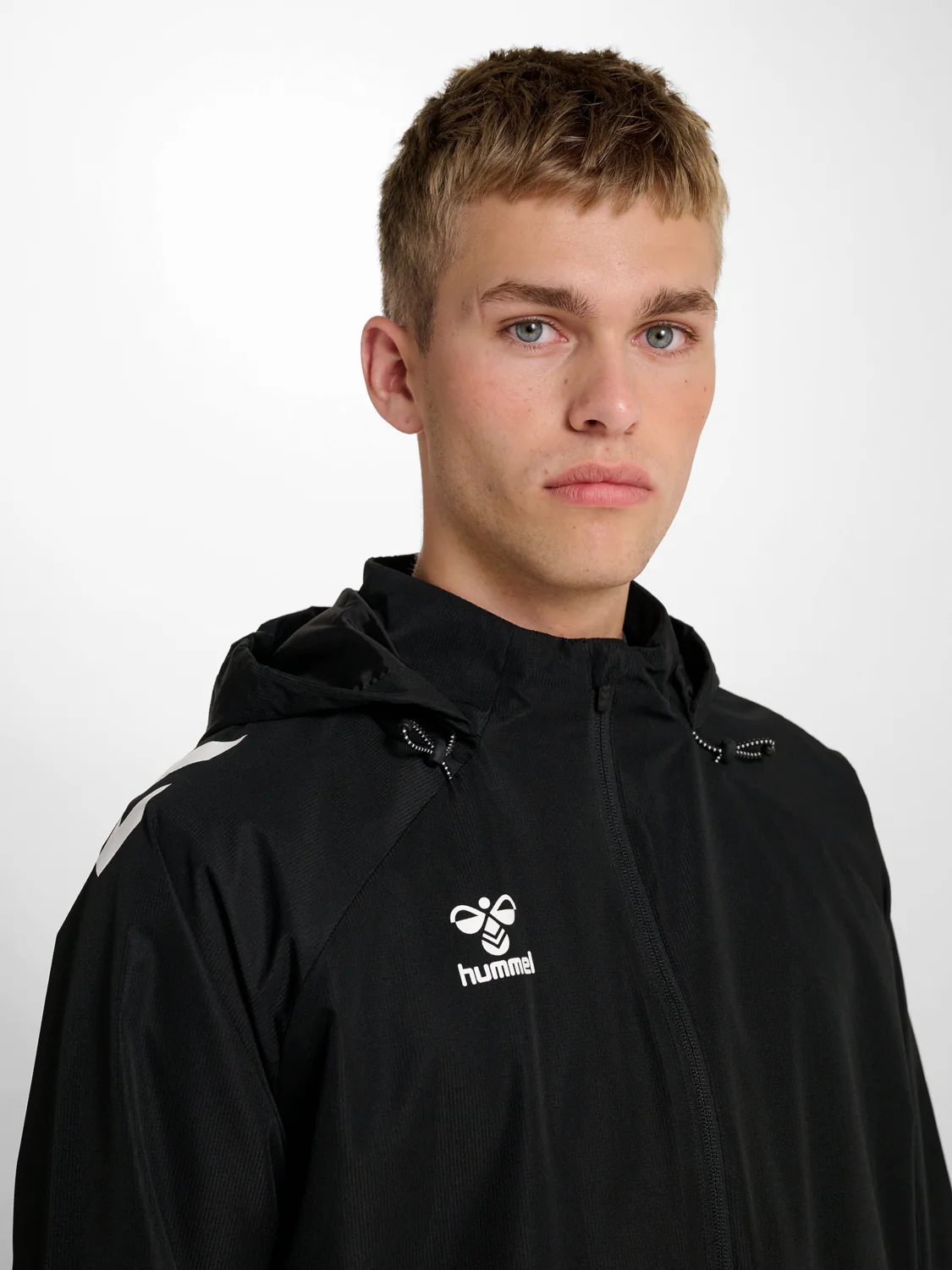 Hummel Lead 2.0 All Weather Jacket - Image 5