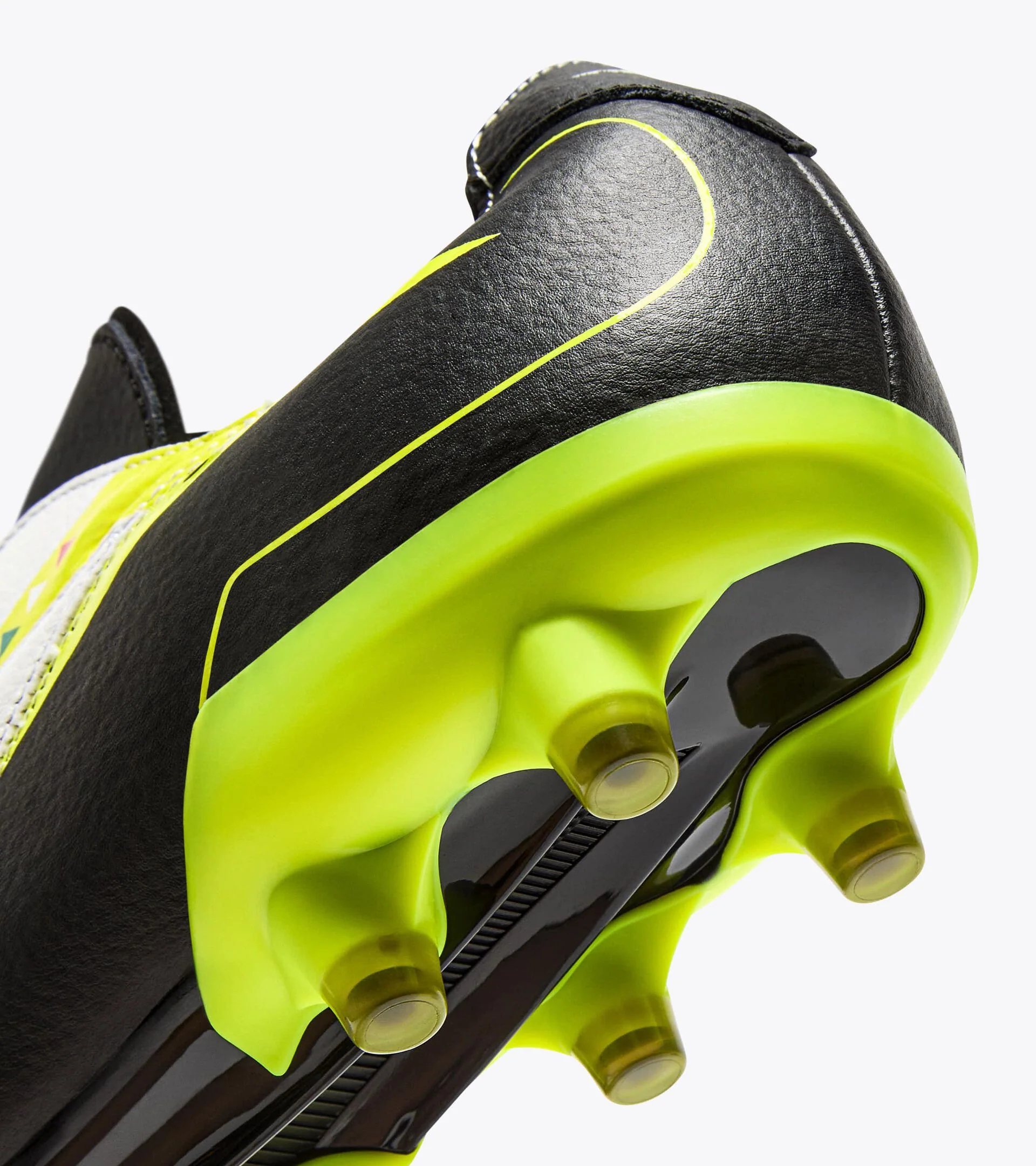 Diadora Maximus Icon ITA SLX FG - Image 3