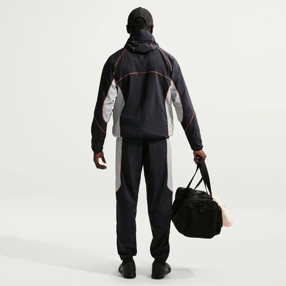 Nike Chelsea FC 2026 Strike+ Hooded Jacket - Image 2