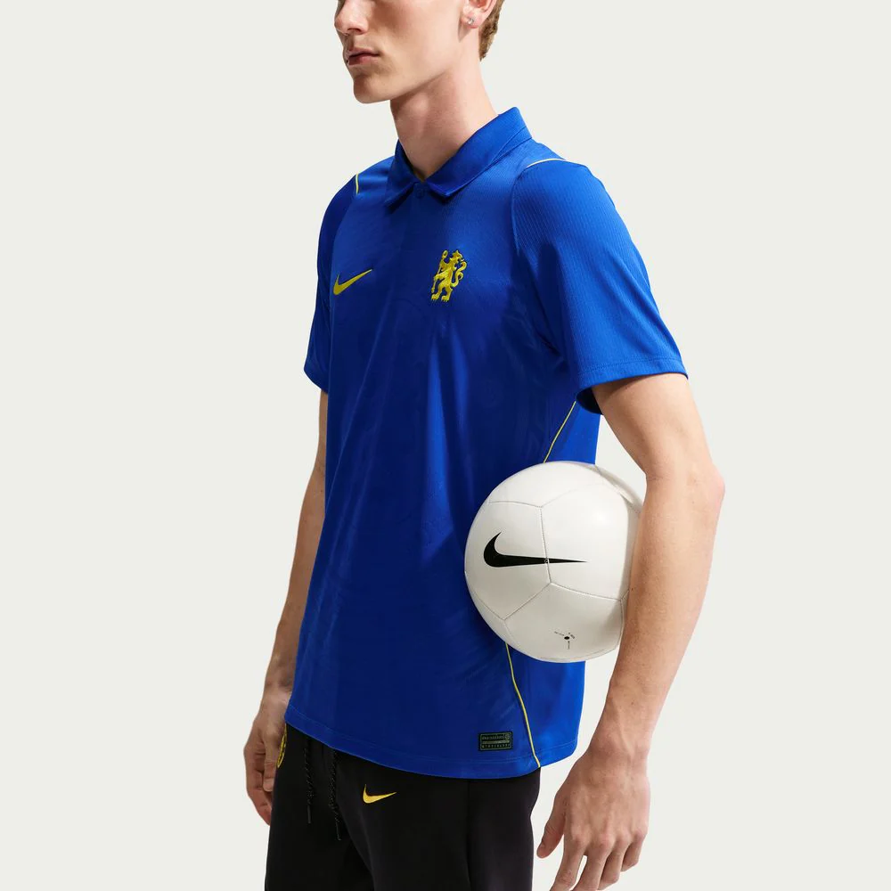 Nike Chelsea FC 2026/27 Stadium Home Jersey - Image 6