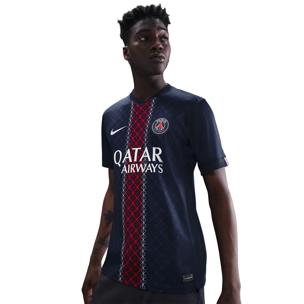 Nike Paris Saint-Germain 2025/26 Dri-FIT Stadium Home Jersey - Image 3