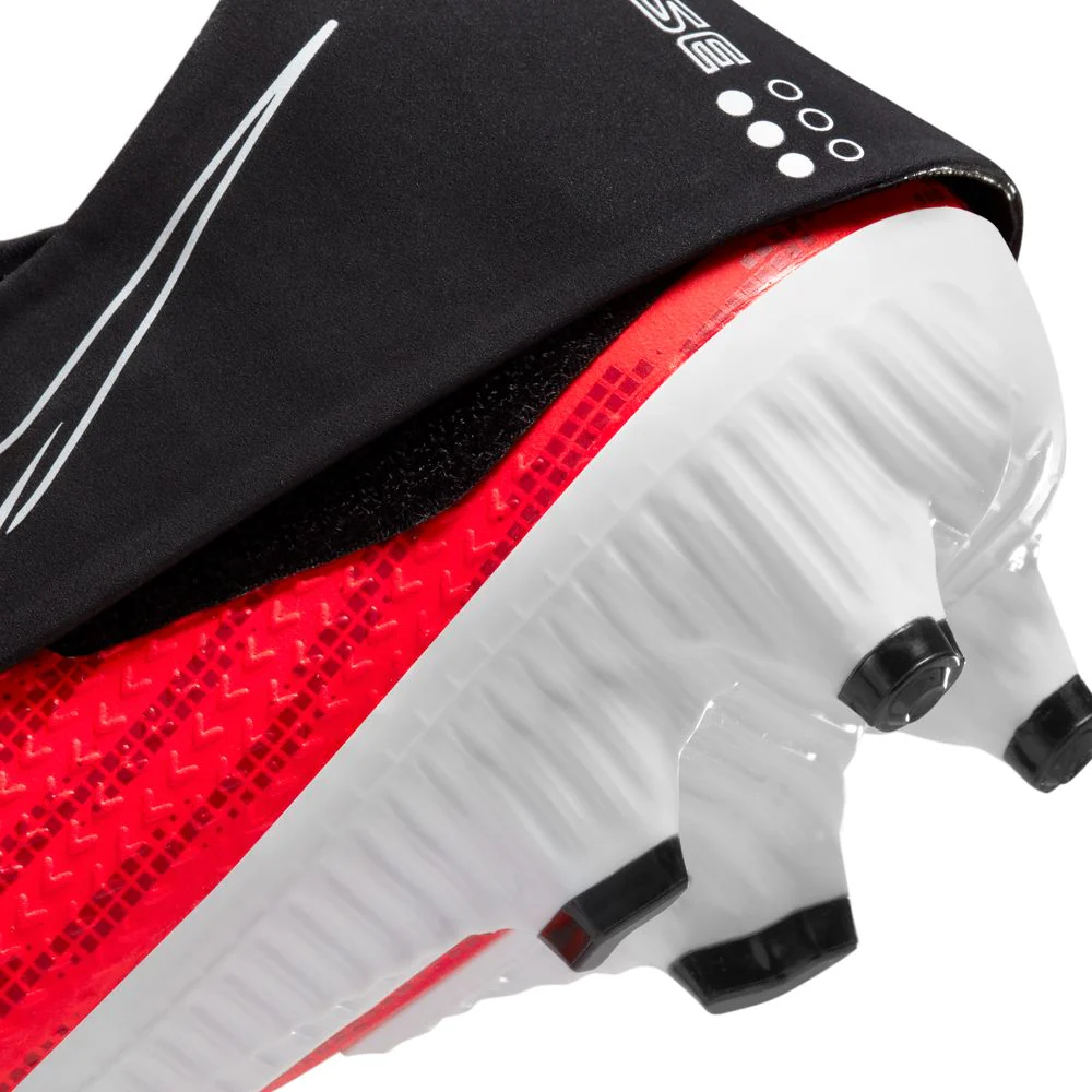 Nike Phantom GT2 Academy FlyEase MG - Image 11